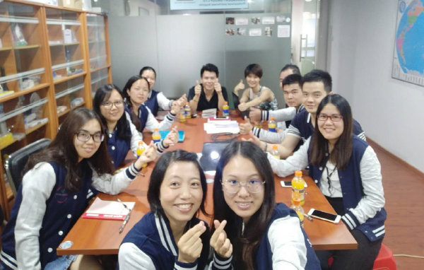 موظفي العمليات