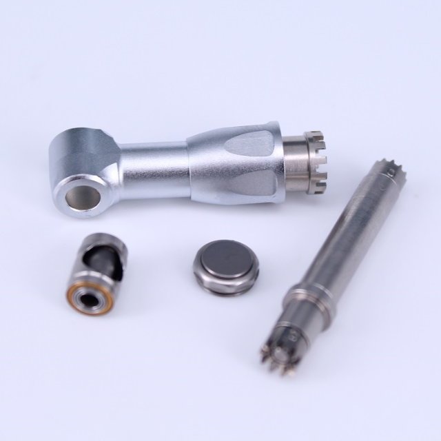 إينتو كونترا زاوية قبضة الأسنان