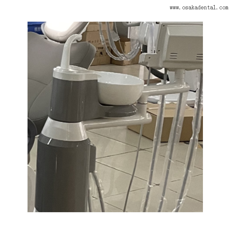 كرسي أسنان عالي المستوى مزود بشاشة 17 بوصة وكاميرا فموية