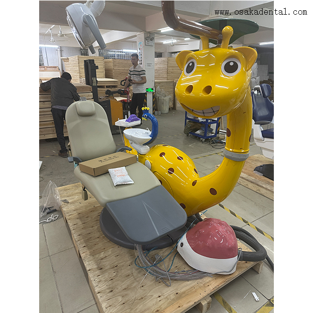 كرسي طب أسنان للأطفال على شكل زرافة مع شاشة LCD تفاعلية