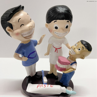 ديكور مكتب الأسنان الجديد طبيب الأسنان والفتاة الصغيرة تمثال زخرفة عيادة الأسنان المهنية ديكور