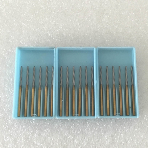 جولدن كاربايد زكريا لطب الأسنان