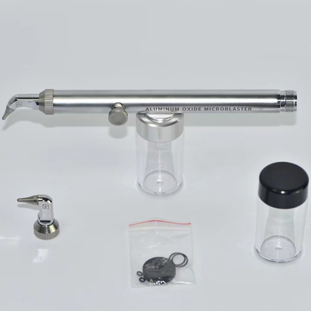 ميكروبلاستر من أكسيد الألومنيوم للأسنان مع رذاذ الماء لتقويم الأسنان