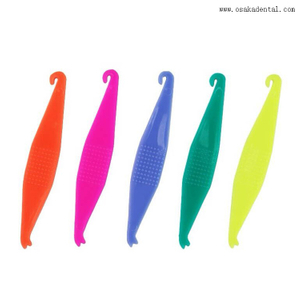 ملحقات تقويم الأسنان الأسنان الغرينية المرنة الملونة