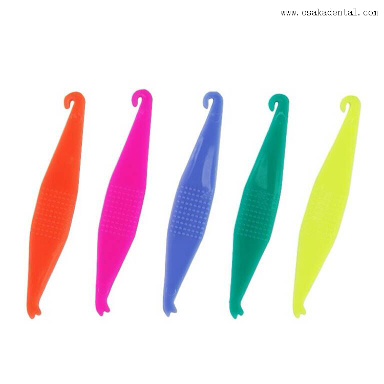 ما هي إيجابيات وسلبيات أجهزة تقويم الأسنان المختلفة؟