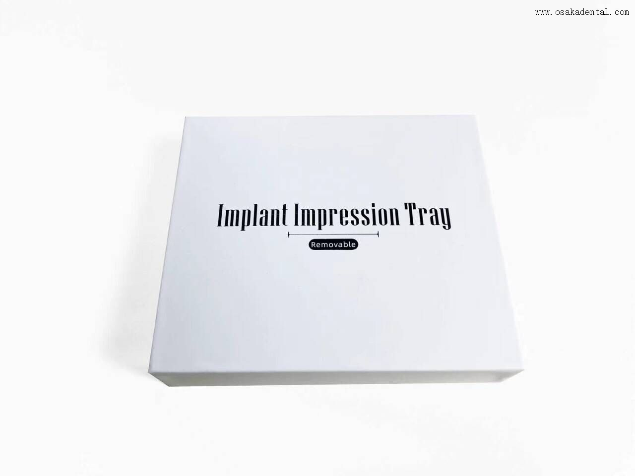 صواني انطباع زراعة الأسنان الاحترافية في صندوق مصنوع من صواني انطباع الأسنان المصنوعة من الفولاذ المقاوم للصدأ عالي الجودة