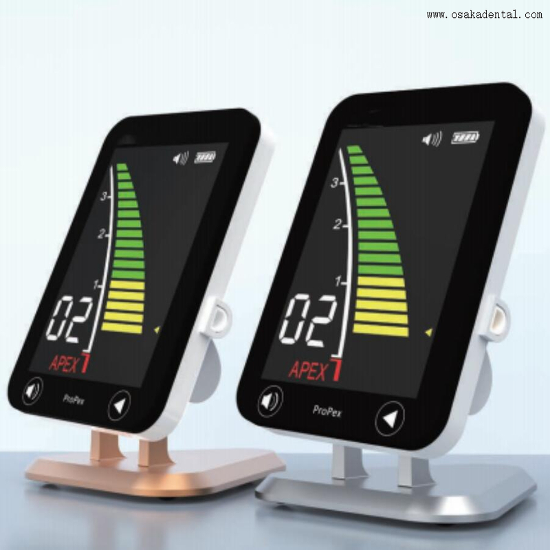 شاشة عرض كبيرة وملونة محدد موقع القمة