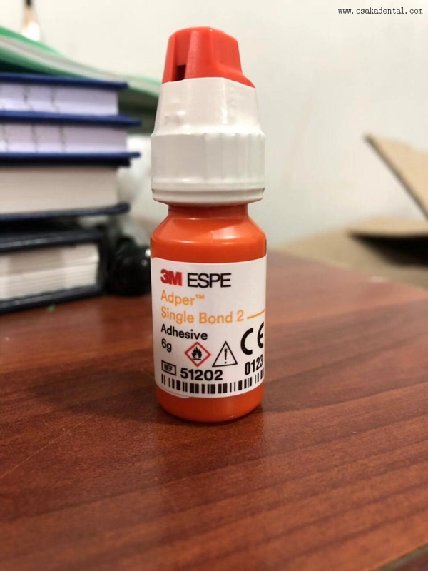 لاصق SingleBond العالمي – حل بخطوة واحدة لربط الأسنان بشكل موثوق