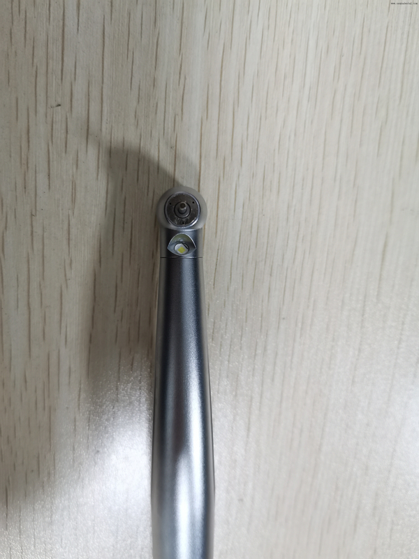 قبضة الأسنان عالية السرعة مع قبضة زر الضغط على مولد الضوء E