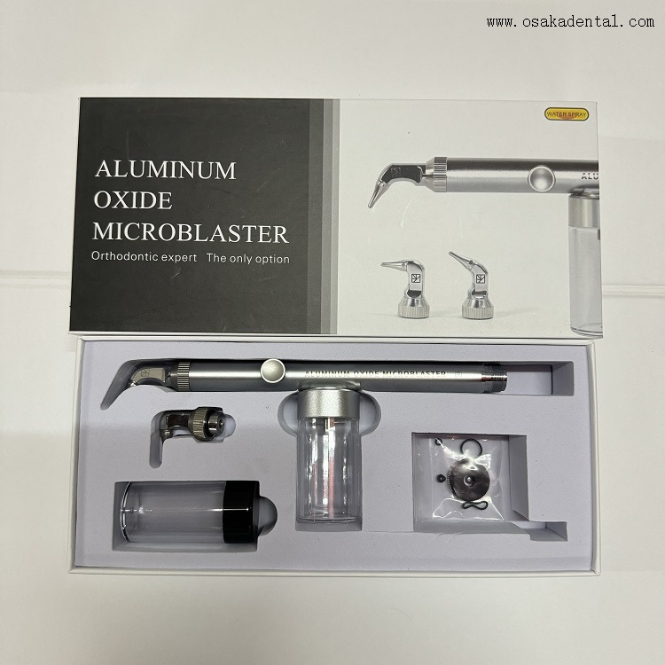 أداة كشط هواء أكسيد الألومنيوم للأسنان بمقبض نحاسي، فوهة فولاذية التنغستن، مع فوهتين، مع تبريد بالماء OSA-F298-A8