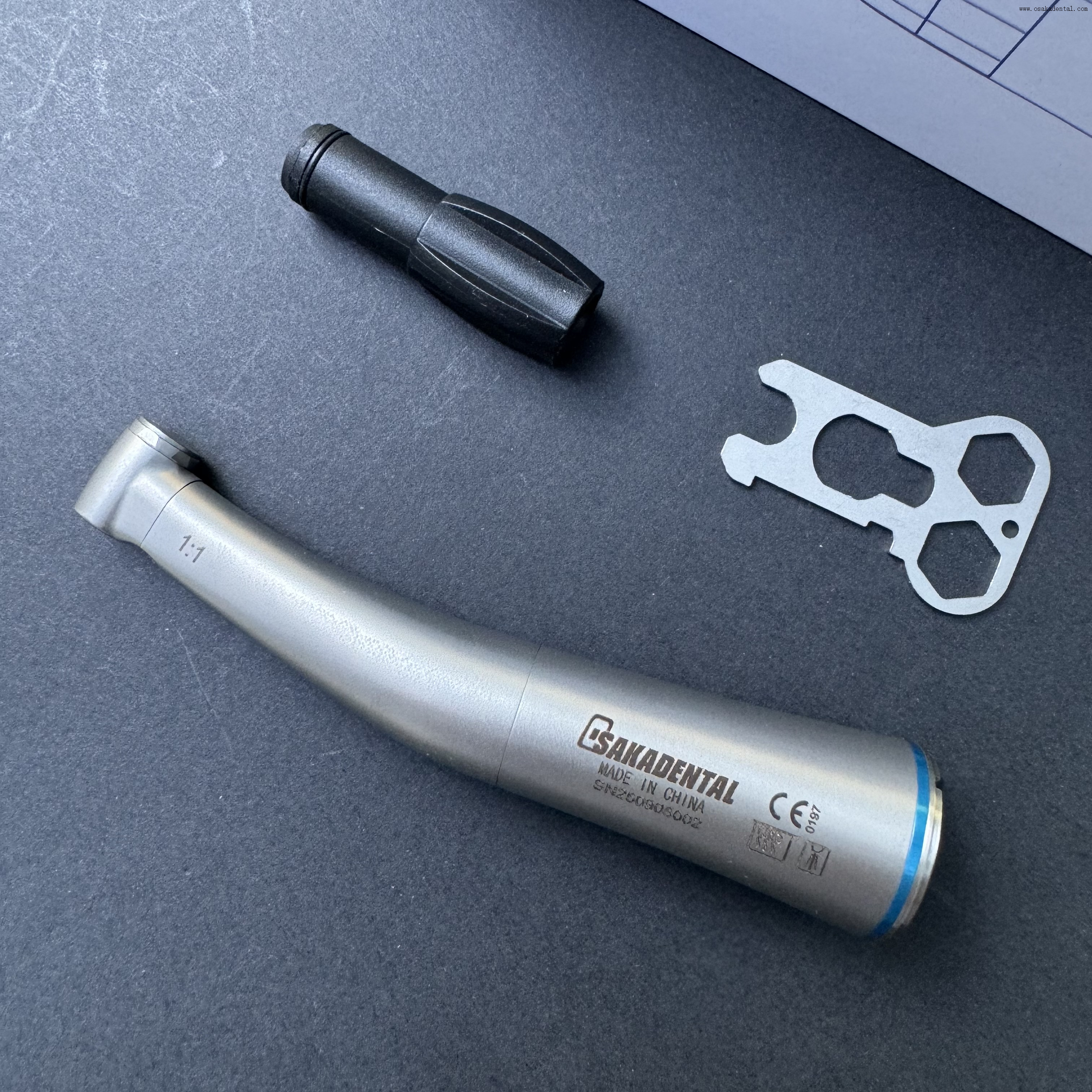 زاوية كونترا من الألياف الضوئية للأسنان 1:1 لأزيز RA أو أزيز FG