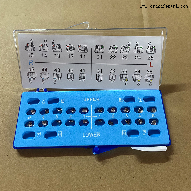 قاعدة معدنية لتقويم الأسنان
